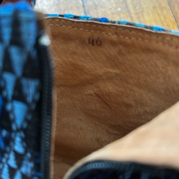 *Hand-Stitched* Guatemalan Leather Blue Patterned Ankle Boots w/ Removable Strap - Picture 5 of 6